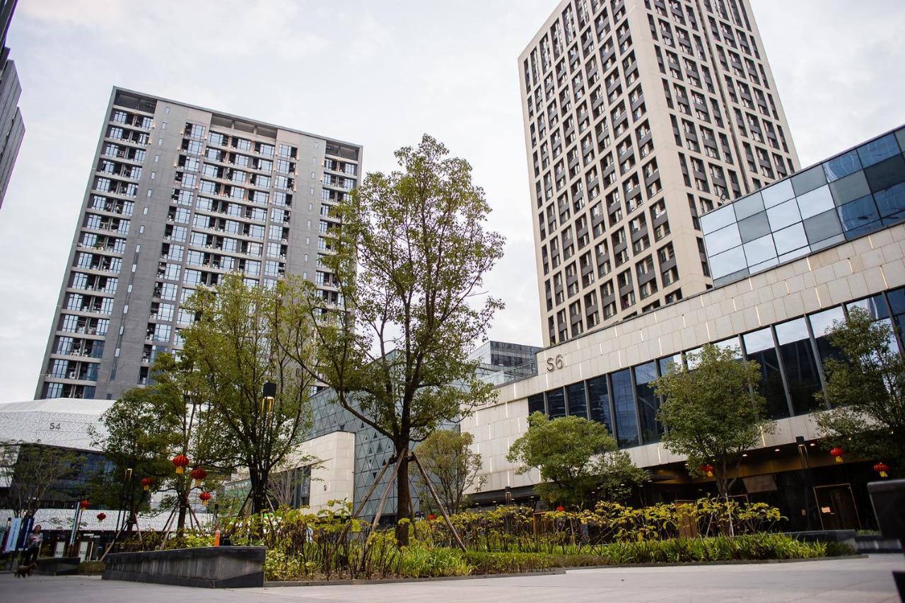 Guangzhou Laiste Aparthotel Science City Greenland Central Plaza Branch - Free Shuttle Bus To Canton Fair Complex During Canton Fair Period מראה חיצוני תמונה